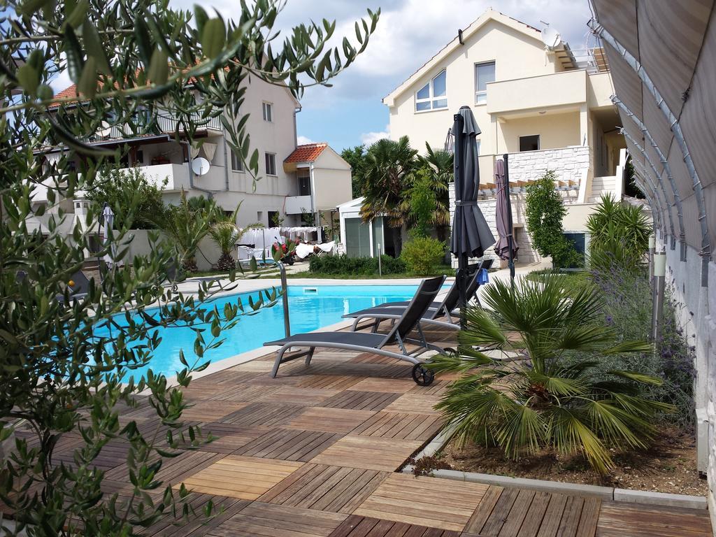 بيتينا Pavlic Apartments المظهر الخارجي الصورة