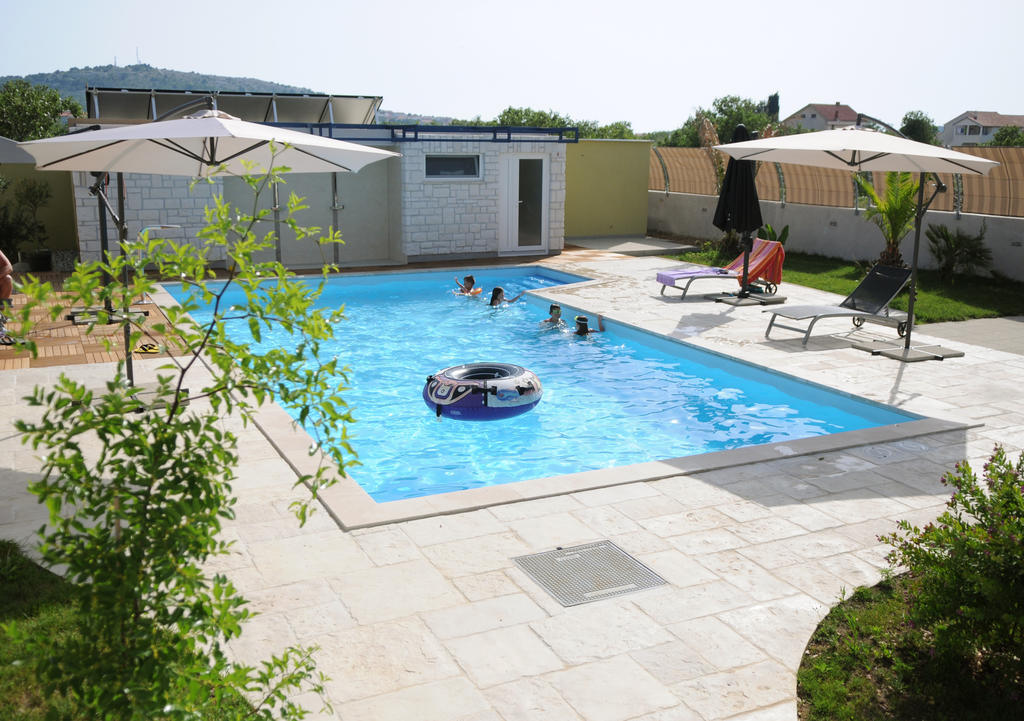 بيتينا Pavlic Apartments المظهر الخارجي الصورة